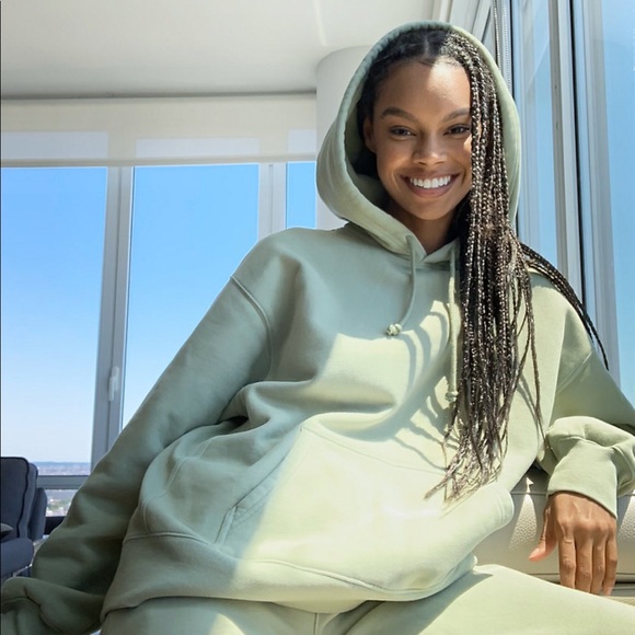 COZYAF Boyfriend Hoodie TNA - Picture 3 of 4